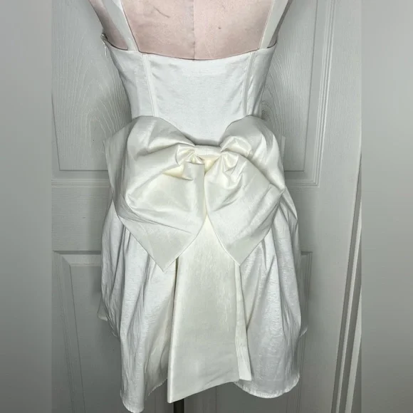 Altar’d State White Bow Mini Dress Sz M - Picture 12 of 16
